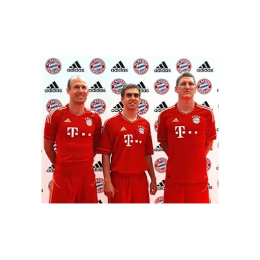 11/13 FC Bayern München 1st Jersey