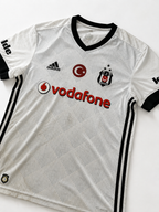 17/18 Besiktas JK 1st Jersey