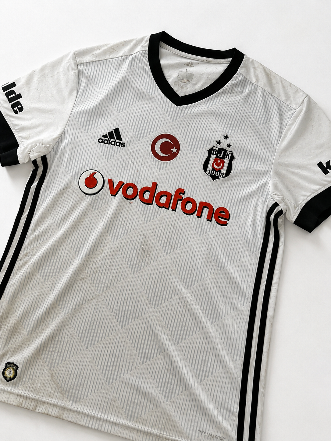 17/18 Besiktas JK 1st Jersey