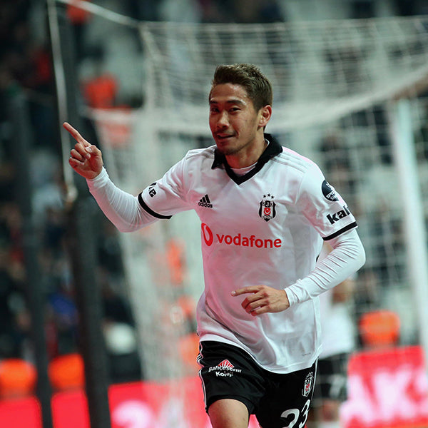 17/18 Besiktas JK 1st Jersey